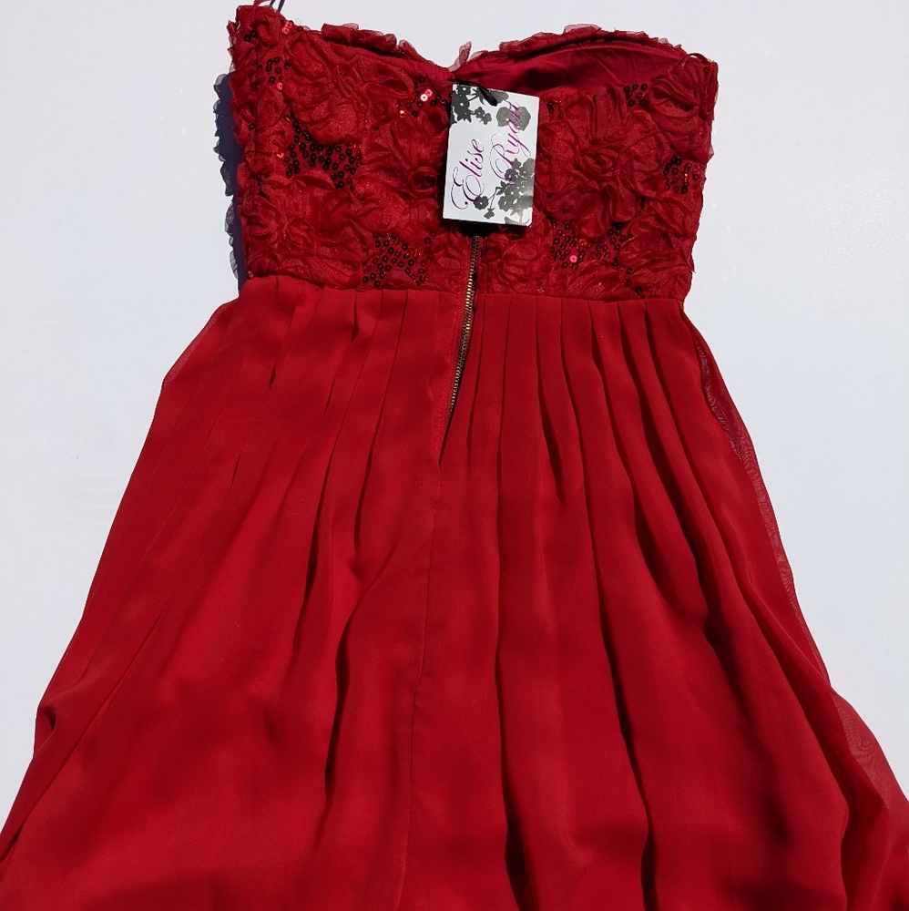 Elise Ryan red cocktail dress - Picture 3 of 3